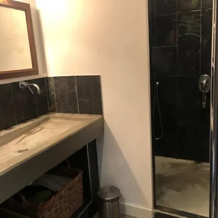Maison D'architecte Entre Nimes Et Montpellier מלון *
